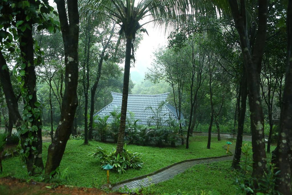 Holiday Vagamon Hotel Exterior photo