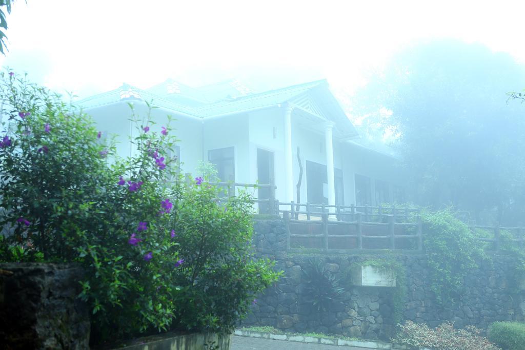 Holiday Vagamon Hotel Exterior photo