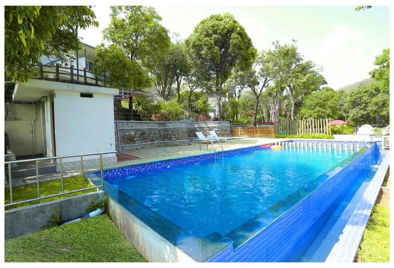 Holiday Vagamon Hotel Exterior photo